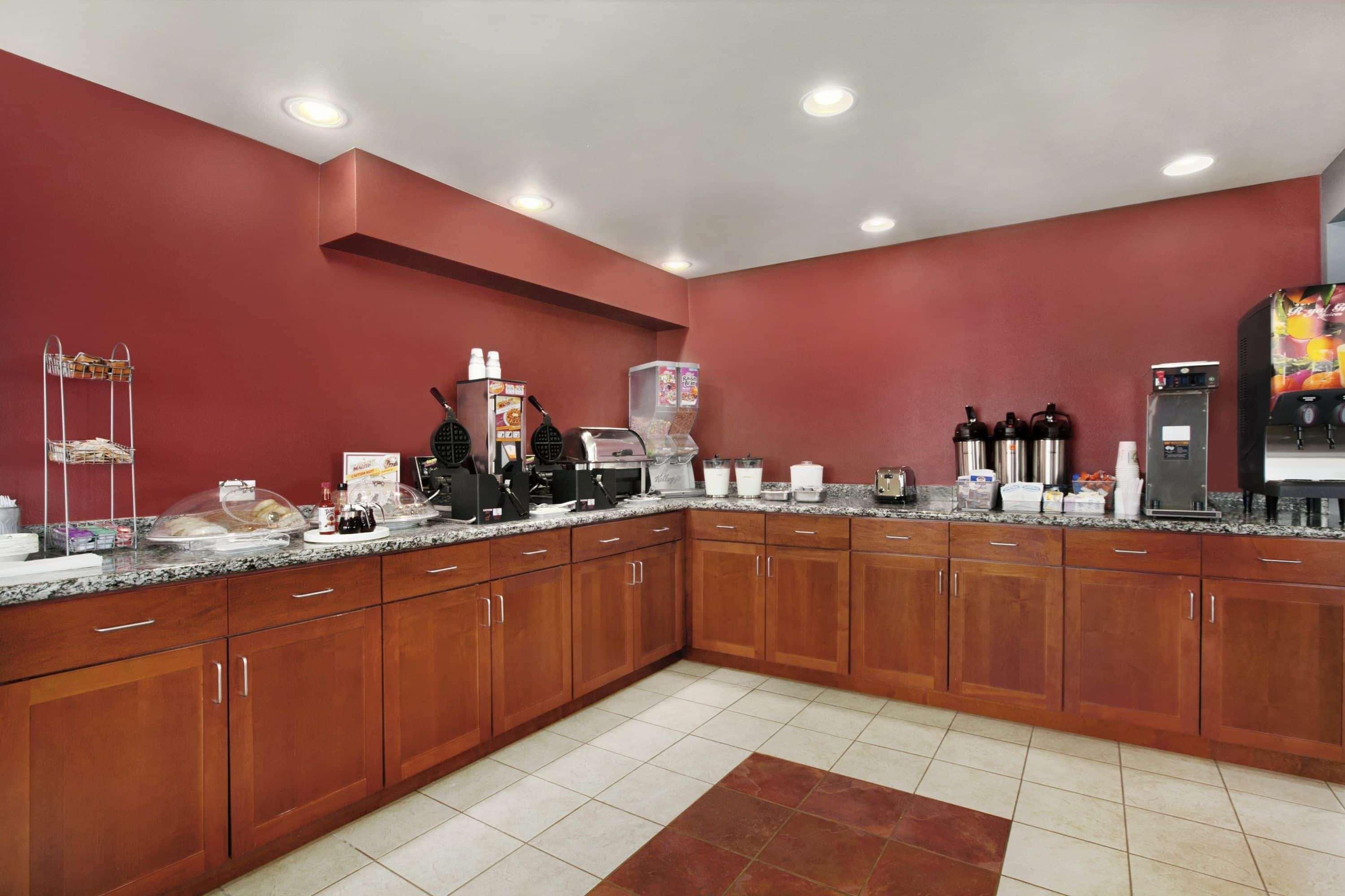 South Tacoma Suites エクステリア 写真
