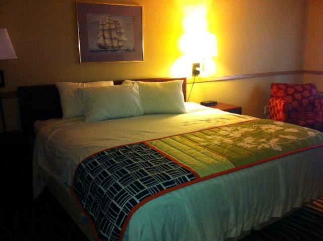 South Tacoma Suites 部屋 写真
